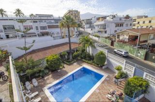 Apartament a San Antonio - Las Arenas. Se vende piso en planta baja con terraza en el puerto de la cruz