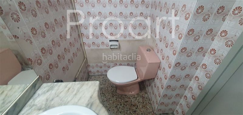 Foto b95346ef-49f3-4c7e-8624-90d8f628ae99. Local comercial a El Camp de l´Arpa del Clot Barcelona