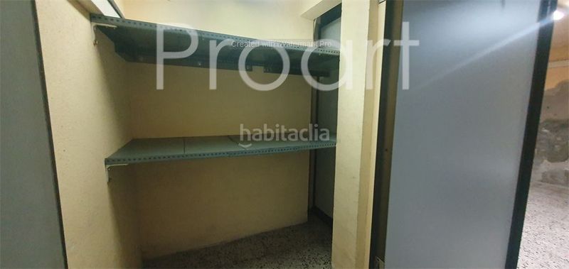 Foto fa0cdeb0-56d0-4dcb-8142-a1aadc59a24c. Local comercial a El Camp de l´Arpa del Clot Barcelona