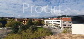 Dplex  Camps de sant nicolau. Dplex en venta con 3 dormitorios, 3 baos y garaje. buen estado