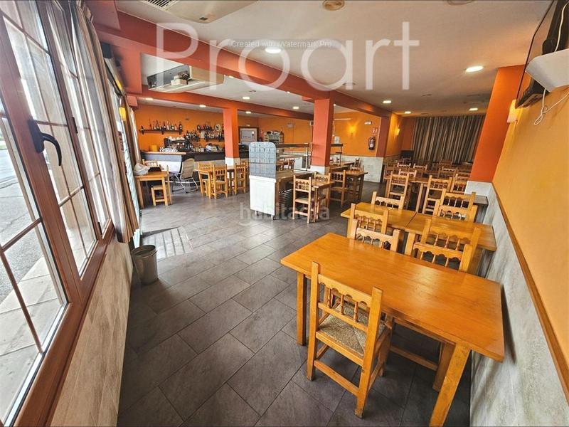 Foto 1d7d42b8-4c5d-46a0-89a6-4855284abde4. Edifici a Sant Celoni