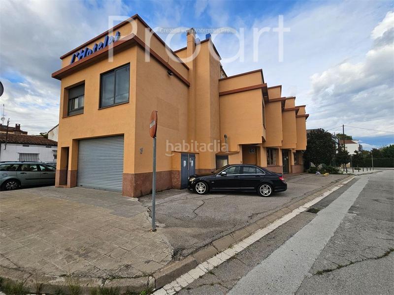 Foto 27884f73-b3fc-40a8-b2c3-d409c17015dd. Edifici a Sant Celoni