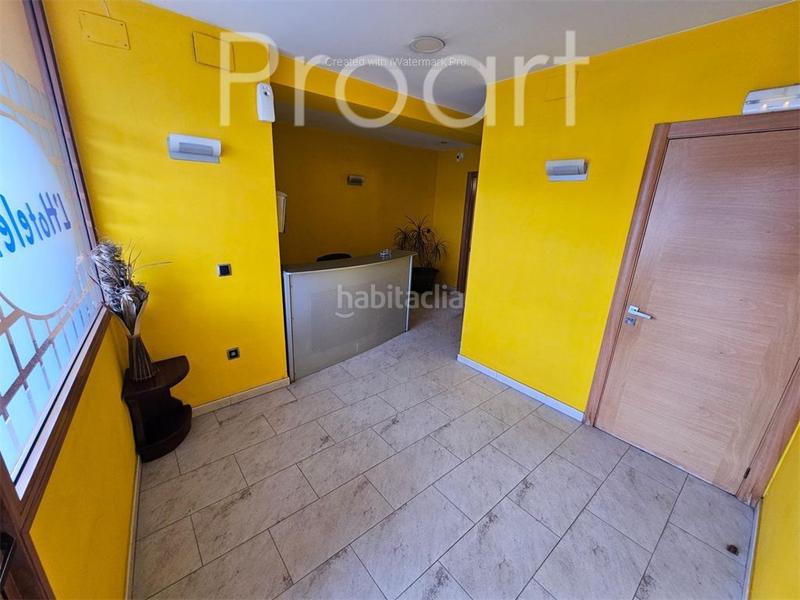 Foto 369d0ba4-fe54-49a1-98a7-b0f6f7bc42d3. Edifici a Sant Celoni