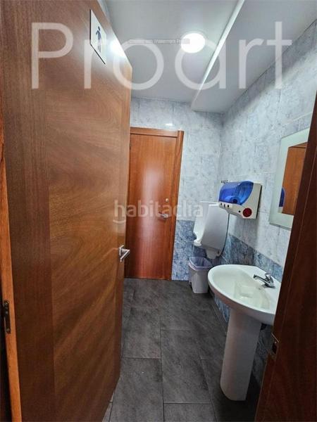 Foto b8e80ba5-b6a5-42e7-98d4-7d65c1e1b778. Edifici a Sant Celoni