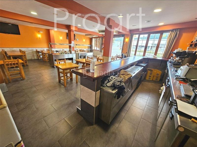 Foto cdf88335-d4d0-47a6-85f9-4d424ae5c950. Edifici a Sant Celoni