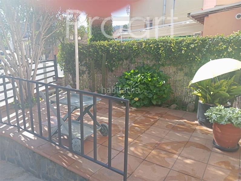 Foto caaf069c-bf3e-4208-acc6-800423a1058a. Casa adosada  de dos plantas en parcela totalmente plana con jardin y garaje en Riells i Viabrea