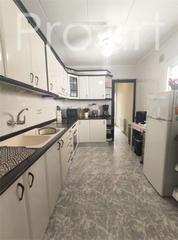 Pis a Canovelles. Piso en canolleves