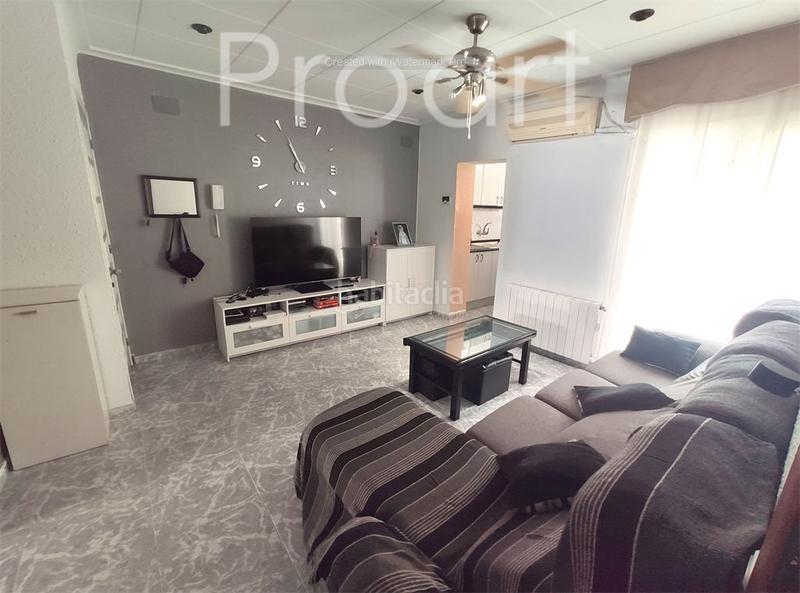 Foto acba5129-e229-4e4a-9b44-df3709b1f12e. Appartamento con riscaldamento in Canovelles