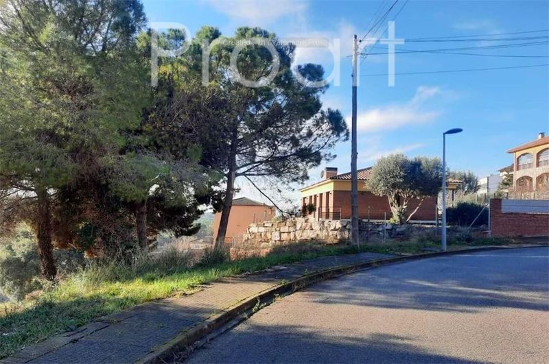 Foto 31445ac9-7d56-48df-b8a0-1880bf9e0f75. Terreny residencial a Lliçà d´Amunt