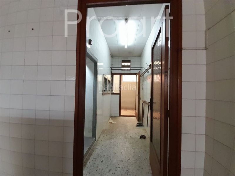 Foto a8fc1ce2-2941-48ab-84d6-97a76ab11cad. Local comercial a Sant Celoni