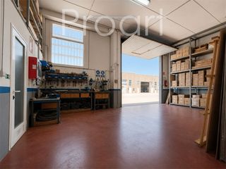 Bâtiment à usage industriel à Ametlla del Vallès (L´). Se vende nave industrial en buen estado, ubicada en lametlla del