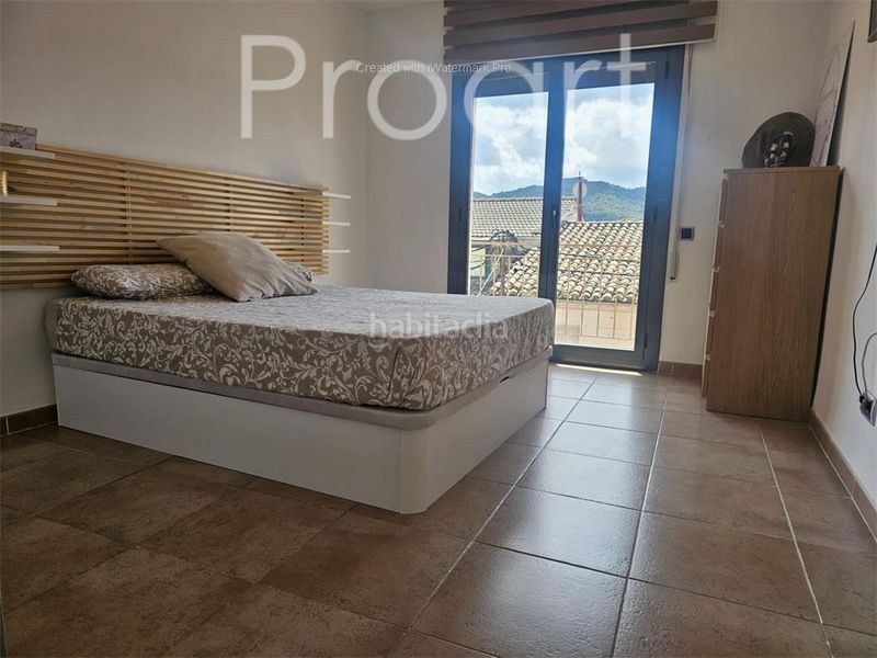 Foto ba1e3146-be36-4347-8f90-e4b44bb9ba87. Duplex con riscaldamento in Sant Celoni