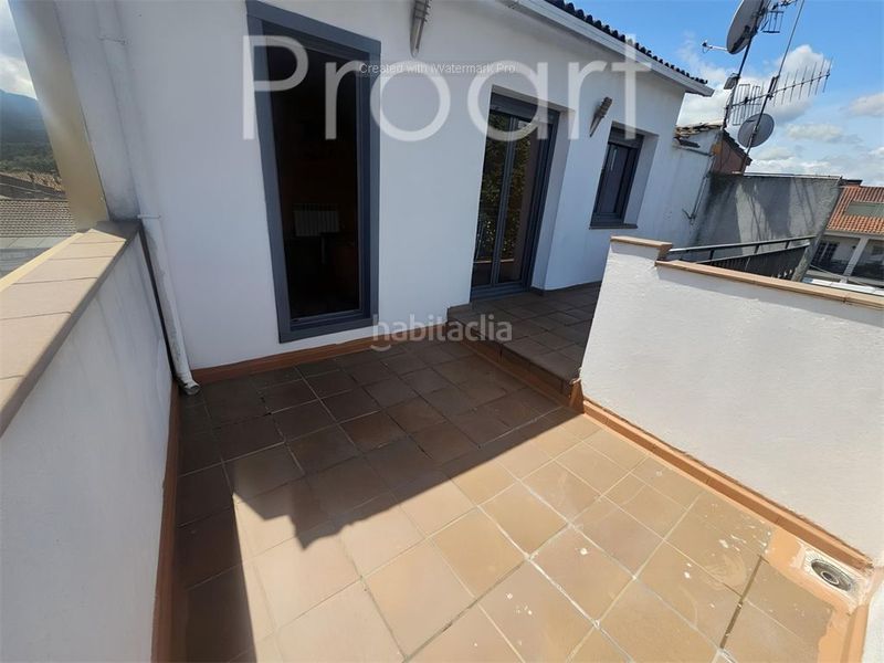 Foto eea0c3df-6c99-4efe-b4f1-0c69dc352d25. Duplex con riscaldamento in Sant Celoni