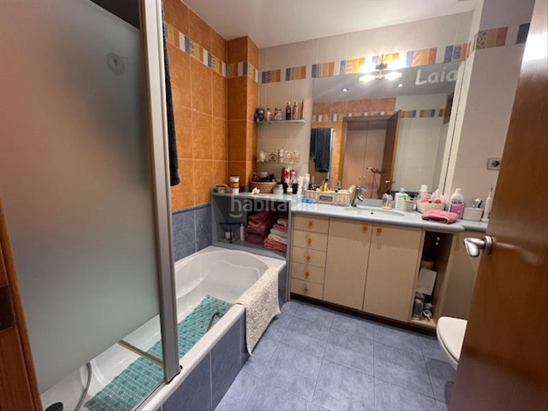 Foto ad7bacd5-5035-4b2f-a862-de432a974570. Casa preciosa casa con ascensor en zona centro en Sabadell