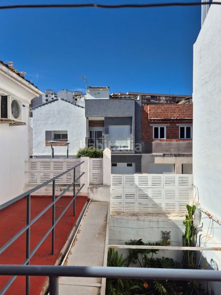 Foto 5f285075-4f5d-49e8-89c1-abc32aeb8e74. Casa a Peñamefecit - Avda Barcelona Jaén