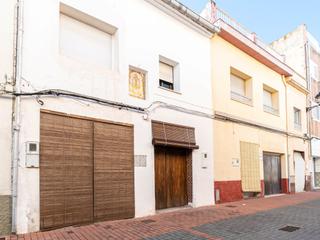 Casa  N/a. Céntrica y acogedora casa de pueblo