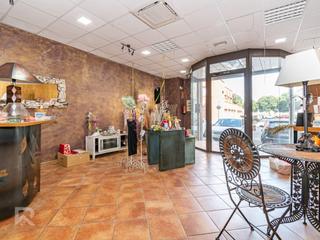 Local Comercial  N/a. Local reformado