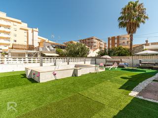 Xalet  N/a. Acogedor chalet a 50 metros del mediterráneo