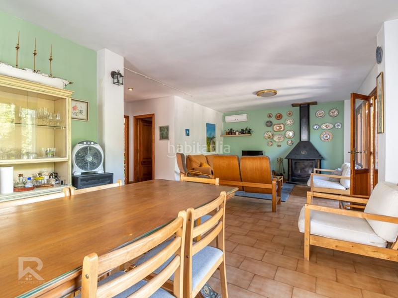 Foto 9b4cdc96-a1e6-4117-990f-7ffa273d492d. Chalet excepcional chalet con estilo en Playa de Gandía Gandia