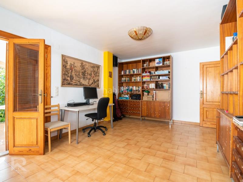 Foto ac066afc-8c1e-449a-9a74-914b96a2c52d. Chalet excepcional chalet con estilo en Playa de Gandía Gandia