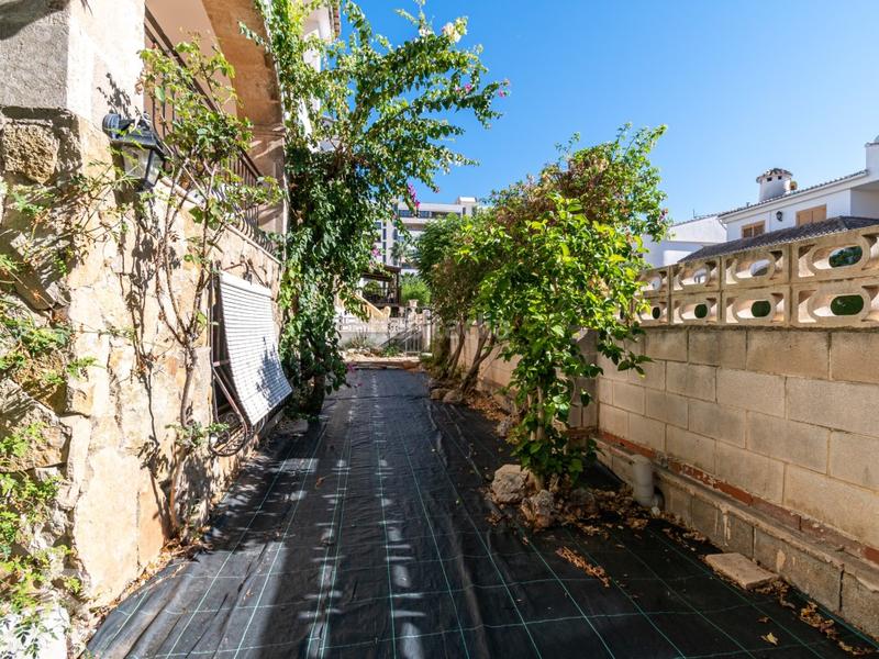 Foto d9b1cdd1-eecd-4231-a1bd-080dda0ef8c1. Chalet excepcional chalet con estilo en Playa de Gandía Gandia