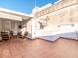 Casa  N/a. Tres viviendas en una