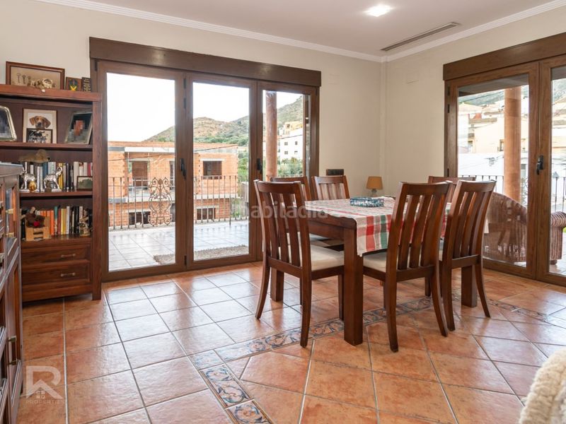 Foto 158b5795-8aa6-45b4-be06-17440de655fc. Xalet amb aparcament a Terrateig