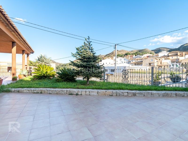 Foto 2da51806-ef5c-4198-9695-dd06bc2ef2d4. Xalet amb aparcament a Terrateig