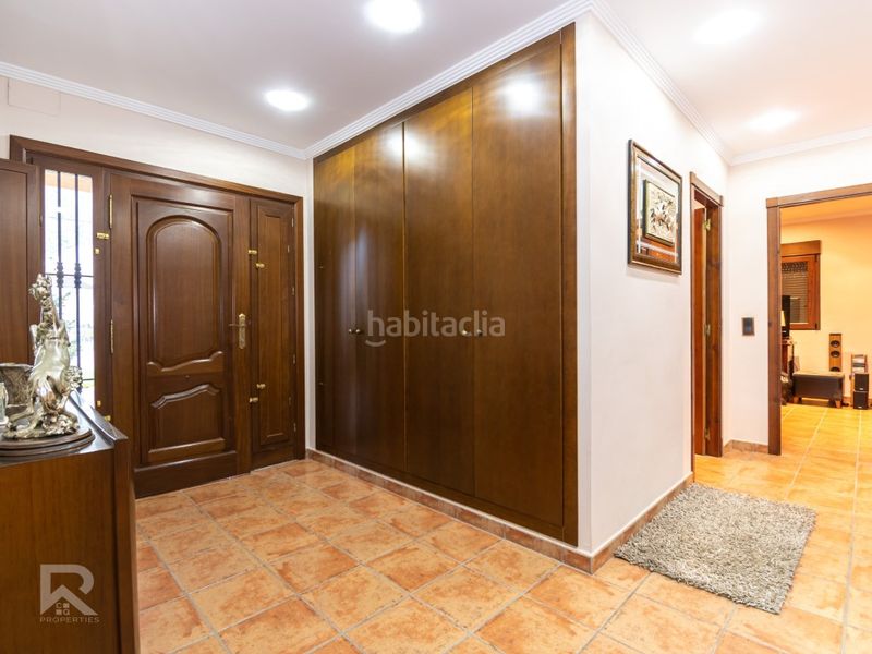 Foto 449a573d-e18c-49d9-97a4-a8a0802b2a45. Xalet amb aparcament a Terrateig