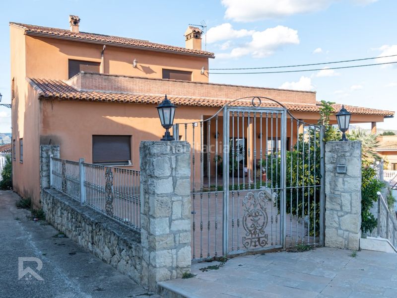 Foto 59e28cbc-6a7a-4f5d-8b73-d20238061081. Xalet amb aparcament a Terrateig