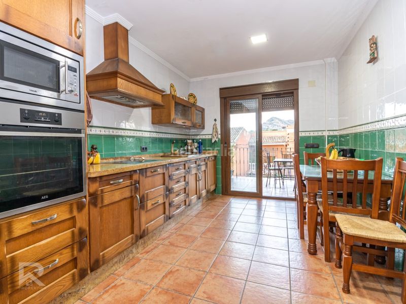 Foto 5e8a99f7-c22d-48df-8f2c-e64e1810ae11. Xalet amb aparcament a Terrateig