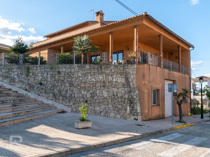 Foto 782e2b0c-1a1e-4b1f-b246-75e35ef90af3. Xalet amb aparcament a Terrateig