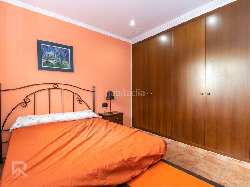 Foto a4b84695-d806-4b4b-a858-127eb3887358. Xalet amb aparcament a Terrateig