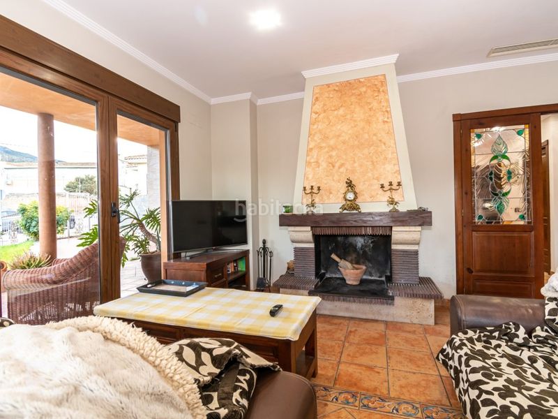 Foto b74c7e23-3b2c-4e60-b014-d4d64caf9c26. Xalet amb aparcament a Terrateig