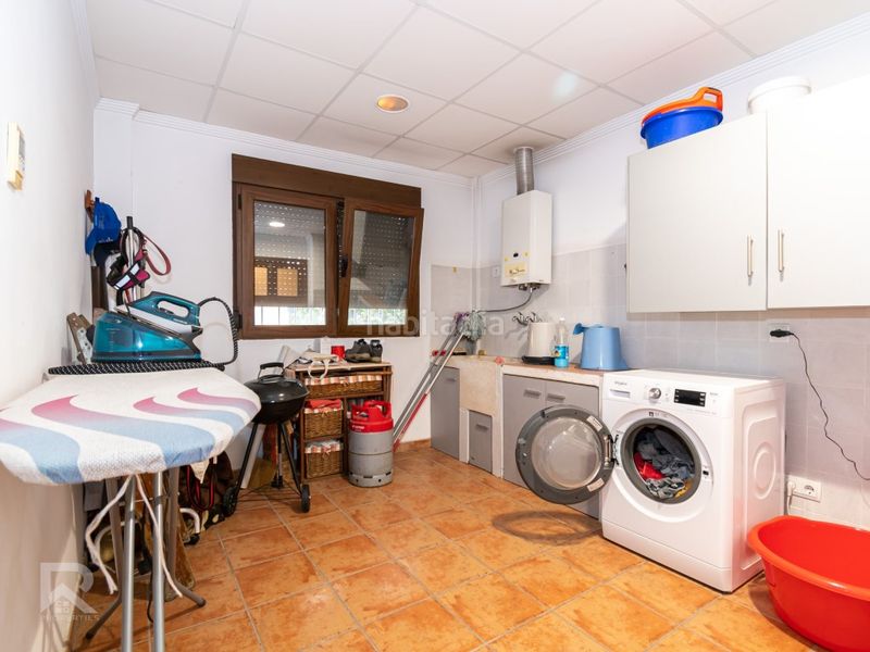 Foto c2be778a-5b44-4456-aa24-9c7632866725. Xalet amb aparcament a Terrateig