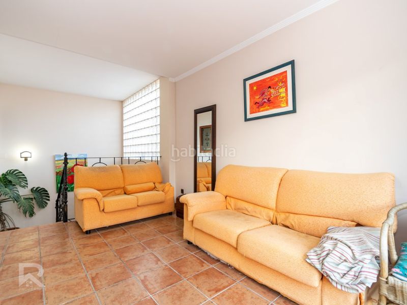 Foto ca6f4d77-a180-4dd6-9428-633c80efef32. Xalet amb aparcament a Terrateig