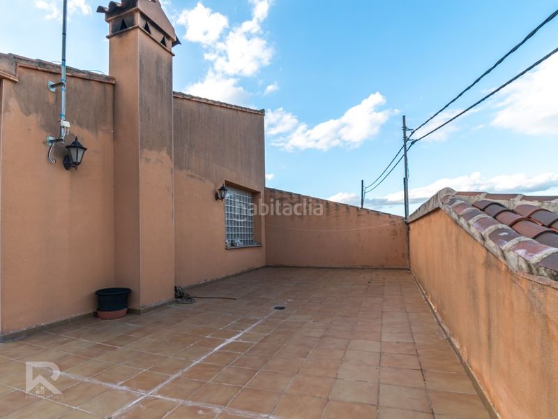 Foto d8ea7c74-92e3-4e7d-aa9a-c4a259773a5c. Xalet amb aparcament a Terrateig