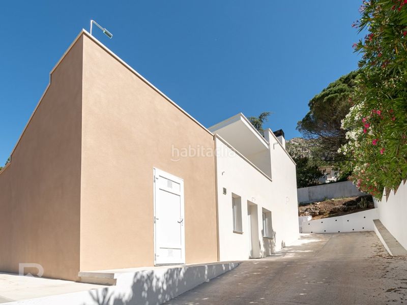 Foto fd5b3bf3-e979-4461-bd80-5ffce2580c8f. Xalet amb aparcament a Barx
