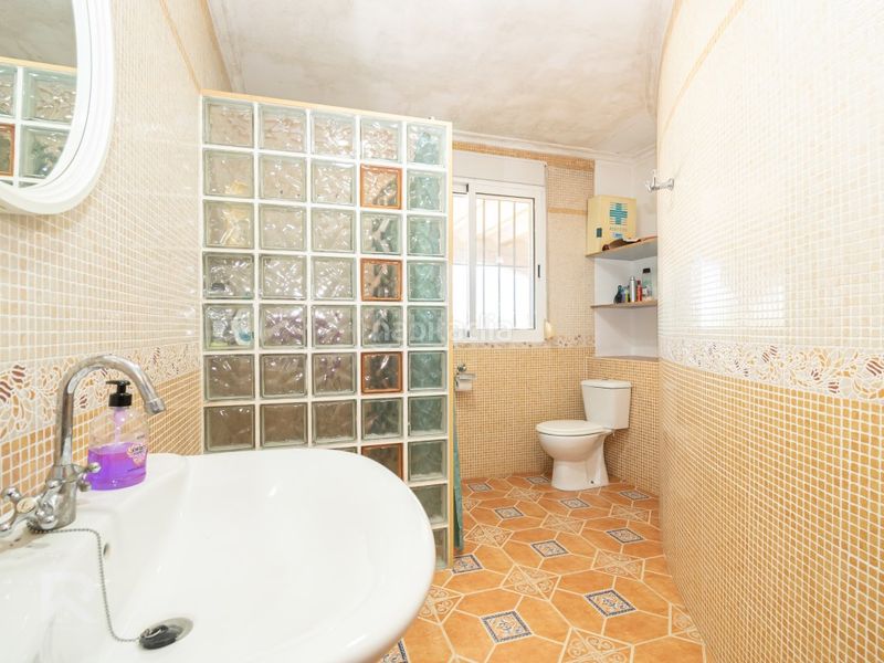 Foto 6d15791d-f4a2-448b-baa0-7fa140d6ab53. Chalet excepcional chalet con encanto en Llutxent