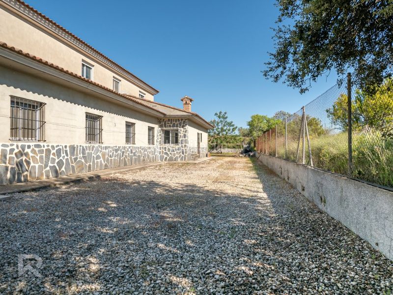 Foto a631f980-d5bd-4434-86ab-a08eef0f808b. Chalet excepcional chalet con encanto en Llutxent