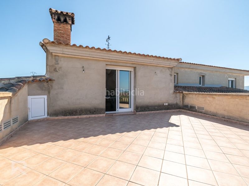 Foto c4a802f2-72d3-438f-a245-bd990a67c8c3. Chalet excepcional chalet con encanto en Llutxent