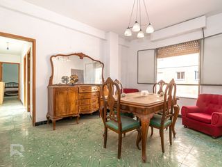 Casa  Calle de l'abadia. Casa con gran potencial en zona centro