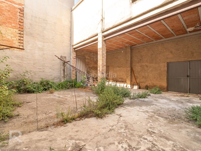 Foto 15da325b-81fe-4007-ae31-2d1bcfd63a71. Casa amb aparcament a Bellreguard