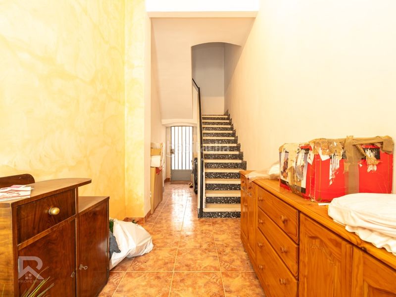 Foto 1f40ce96-8ea2-4932-85e0-20ff20d9af33. Casa amb aparcament a Bellreguard