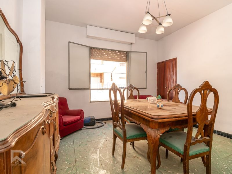 Foto 43630bae-c578-4d2f-acb8-d2abdee0e3f9. Casa amb aparcament a Bellreguard