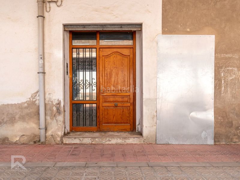 Foto c21771c5-5689-46b4-a4d6-fc7093b9b542. Casa amb aparcament a Bellreguard