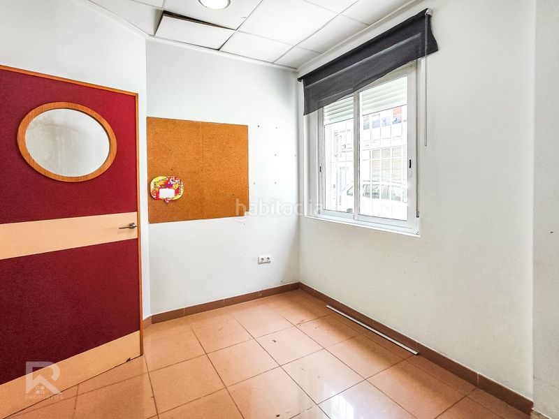 Foto ddf36bf0-490a-4b87-b936-eebe7ca30f12. Planta baja local comercial con vivienda y almacén en Gandia