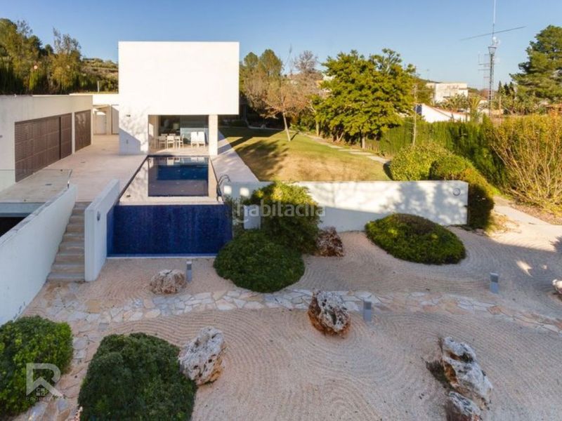 Foto 33fda19b-d6f6-4539-9340-e66516460121. Xalet amb piscina a Aielo De Rugat