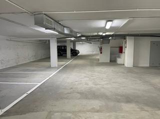 Aparcament cotxe a Calle explanada de la estación 2a. Exclusivo lote de 18 plazas de garaje frente a la estación de tr