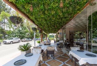 Local Comercial  Avenida del prado. Restaurante en venta en aloha – nueva andalucía, marbella